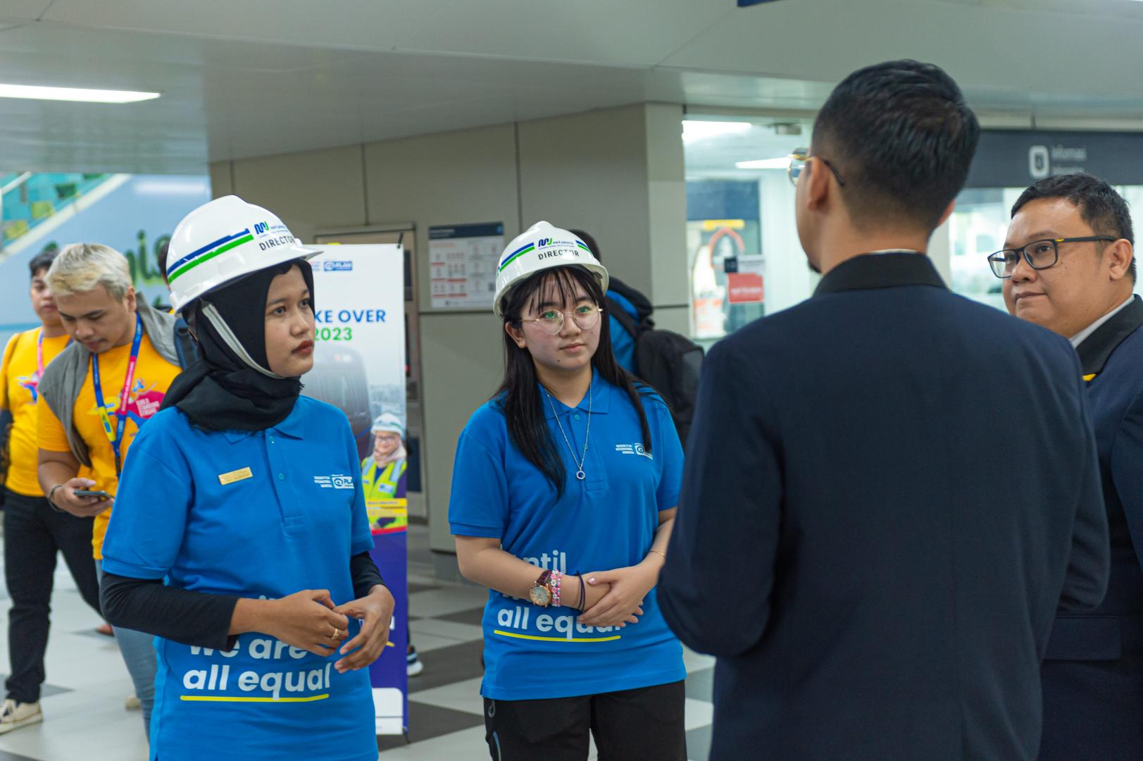 Kunjungan ke Stasiun